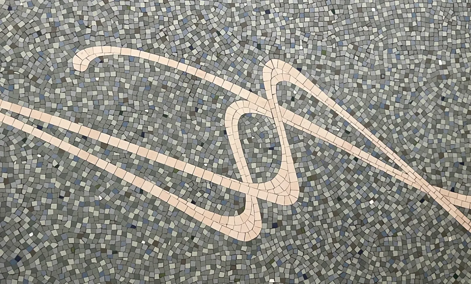 Œuvre en mosaïque réalisée par Gwen Erhel